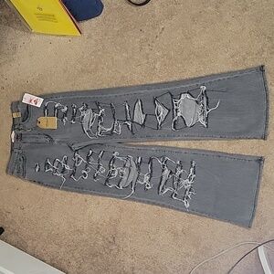 Vibrant M.I.U distressed jeans
